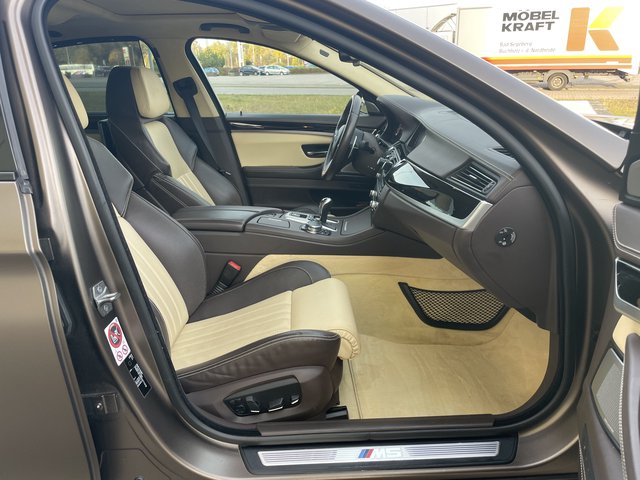BMW M5 Competition~HUD~LEDER~STH u. STB~KEYLES GO~360 CAM~LUFTFAHRWERK~ VOLLAUSSTATUNG~KEMARIK~NAVI~STh.+ STH-BELÜFTUNG~absolut 1 A Zustand - bilder 13