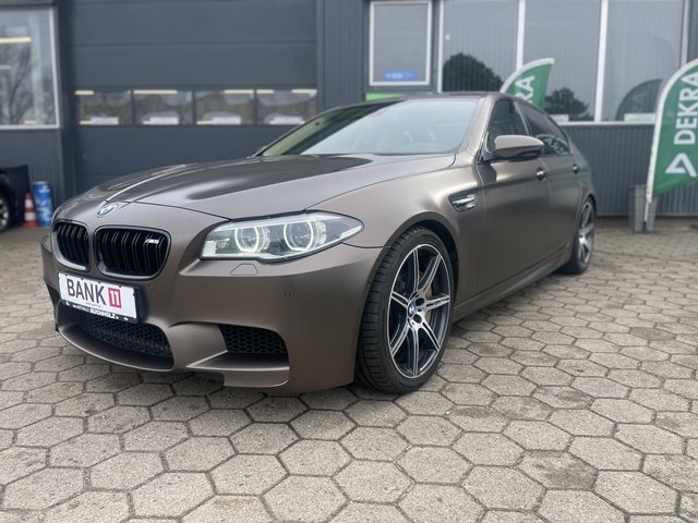 BMW M5 Competition~HUD~LEDER~STH u. STB~KEYLES GO~360 CAM~LUFTFAHRWERK~ VOLLAUSSTATUNG~KEMARIK~NAVI~STh.+ STH-BELÜFTUNG~absolut 1 A Zustand - bilder 1