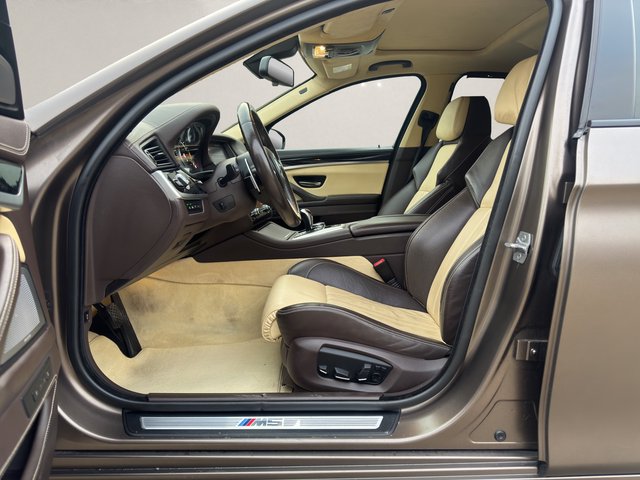 BMW M5 Competition~LED~HUD~MASSAGE-SITZE~ALCANTARA DACHHIMMEL~LEDER~SSD~SZH/SZB~orig.M5 ALU~KEYLES GO~ VOLLAUSSTATUNG~KEMARIK~NAVI~STh.+ STH-BELÜFTUNG~absolut 1 A Zustand - foto 12