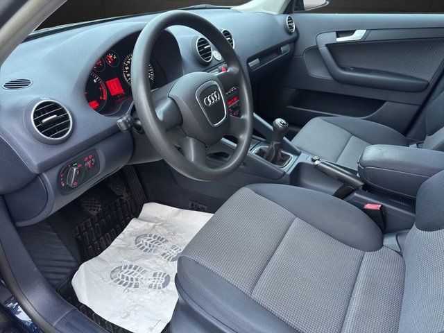 Audi A3 Sportback~LIMA~ALU~el.-FH~SHT~1.6 Liter~Benzin EURO4 - Grüneplakette~TÜV u.INSPEKTION NEU 1.6 Attraction - bilder 18