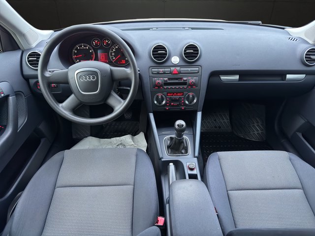 Audi A3 Sportback~LIMA~ALU~el.-FH~SHT~1.6 Liter~Benzin EURO4 - Grüneplakette~TÜV u.INSPEKTION NEU 1.6 Attraction - bilder 9