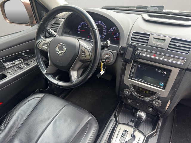 SsangYong Rexton~Automatik~7x SITEZER~4x4~Leder~NAVI~R-CAM~ALU~AHK-3,5T~TEMPO~NAVI+XENON~PDC~TÜV NEU SCHECKHEFTGEPFLEGT~UNFALLFREI~AUTOMATIK~~INSPEKTION ~TÜV - foto 14