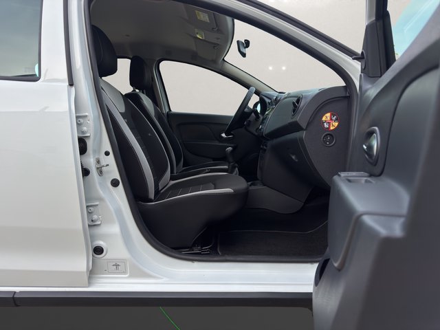Dacia Sandero II Stepway Essential~NAVI~Freisprechanlage~Elektron. Stabilitäts-Programm (ESP)~lückenlos SCHECKHEFT~TÜV-AU NEU  Essential - bilder 13