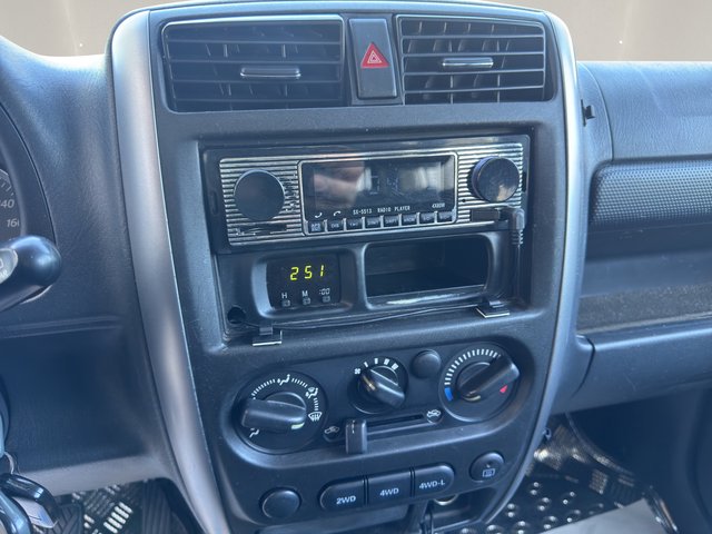 Suzuki Jimny Ranger 4x4 KLIMA~SERVO~ZV~AHK~KAT NEU~ALLWETTERREIFEN~el.FH~TÜV NEU~ sehr sauberes Fhz. - bilder 21