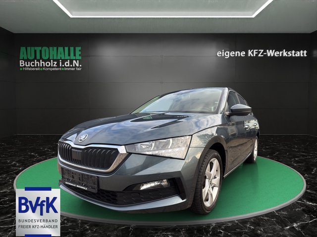 Skoda Scala Ambition~LED vorne+ LED hinte~R-KAMERA~ACC+TEMPO~6 gang~orignal ALU~CAR PLAY~ALLWETTERREIFEN~SHT~KLIMAAUTOMATIK~ALU~ UNFALLFREI / LACKIERUNGSFREI / org. ALUS / NICHT RAUHCER - bilder 1