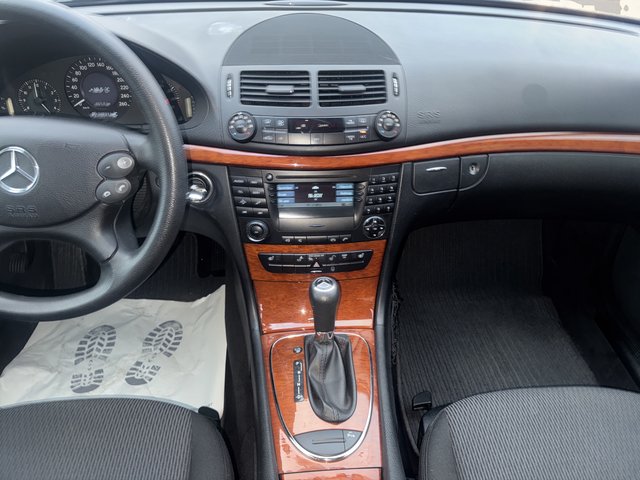 Mercedes-Benz E 200 Kompressor~Automatik~Klimaautomatik~SSD~PDC~ESP~ABS~XENON~STH~EURO 4~TÜV NEU~INSPETION NEU Scheckheft gepflegt~Automatik~STH~PDC - foto 11