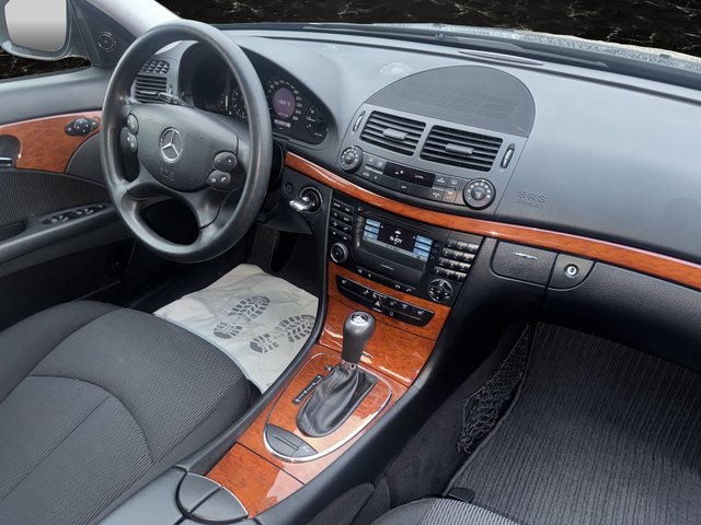 Mercedes-Benz E 200 Kompressor~Automatik~Klimaautomatik~SSD~PDC~ESP~ABS~XENON~STH~EURO 4~TÜV NEU~INSPETION NEU Scheckheft gepflegt~Automatik~STH~PDC - bilder 14