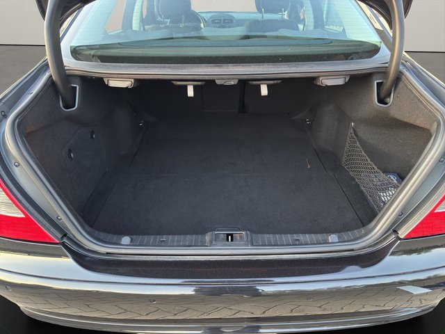 Mercedes-Benz E 200 Kompressor~Automatik~Klimaautomatik~SSD~PDC~ESP~ABS~XENON~STH~EURO 4~TÜV NEU~INSPETION NEU Scheckheft gepflegt~Automatik~STH~PDC - foto 17