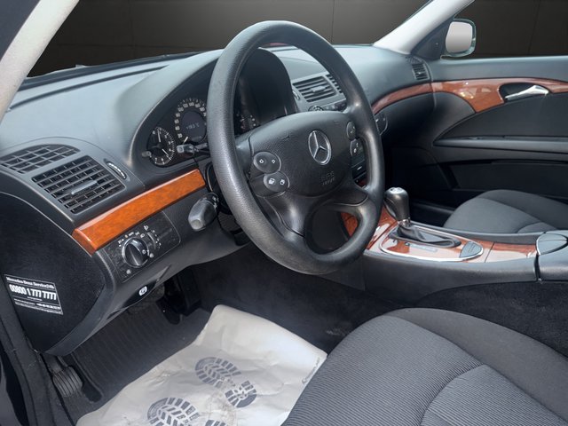 Mercedes-Benz E 200 Kompressor~Automatik~Klimaautomatik~SSD~PDC~ESP~ABS~XENON~STH~EURO 4~TÜV NEU~INSPETION NEU Scheckheft gepflegt~Automatik~STH~PDC - bilder 18