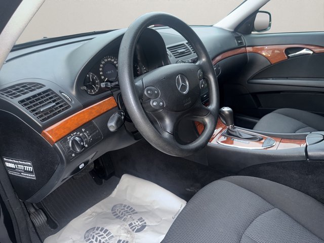 Mercedes-Benz E 200 Kompressor~Automatik~Klimaautomatik~SSD~PDC~ESP~ABS~XENON~STH~EURO 4~TÜV NEU~INSPETION NEU Scheckheft gepflegt~Automatik~STH~PDC - foto 18