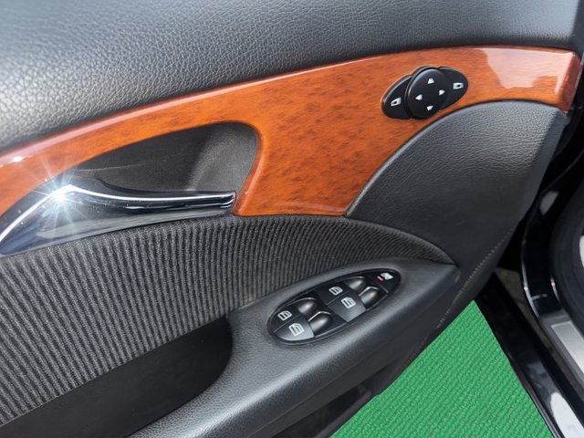 Mercedes-Benz E 200 Kompressor~Automatik~Klimaautomatik~SSD~PDC~ESP~ABS~XENON~STH~EURO 4~TÜV NEU~INSPETION NEU Scheckheft gepflegt~Automatik~STH~PDC - bilder 20