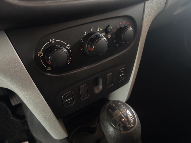 Dacia Logan MCV II Kombi~Servo~Zentral~Allwetterreifen~ Ambiance - bilder 20