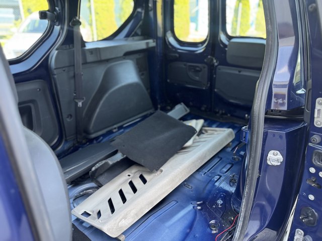 Dacia Dokker Ambiance~Servo~AHK~el. FH~2x Schiebetür~EURO5~Motor + Getriebe TOP !!! Die hintere Sitzbank ist ausgebaut mit den Dachhimmel … - foto 26