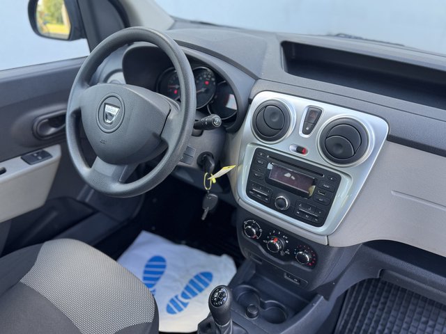 Dacia Dokker Ambiance~Servo~AHK~el. FH~2x Schiebetür~EURO5~Motor + Getriebe TOP !!! Die hintere Sitzbank ist ausgebaut mit den Dachhimmel … - foto 18