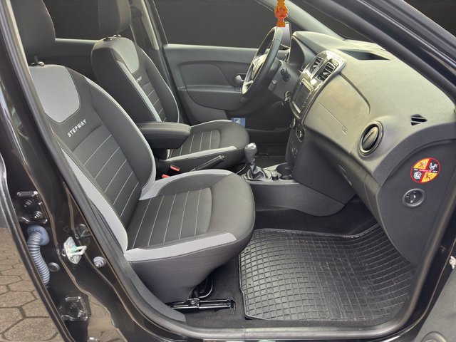 Dacia Sandero Stepway Prestige~II 0,9 Ltr. - 66 kW TCE KAT~KLIMA~AUTOMATIK~KLIMA~R-KAMERA~TEMPO~NAVI~ALLWETTERREIFEN~erst 50 tkm~2 Jahre TÜV NEU  Prestige - bilder 13