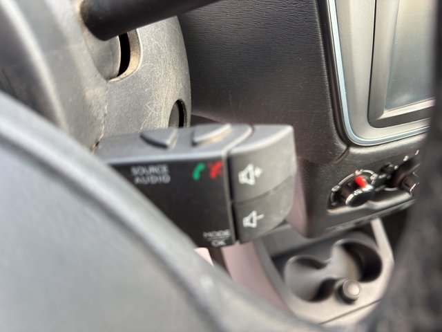 Dacia Dokker Stepway Celebration+SHZ~NAVIGATION~TEMPOM~R.KAMERA~2xSCHEIBETÜR~PDC~TÜV 05.2028 sehr sauber und gut gepflegtes Famielen Fahrzeug - bilder 21