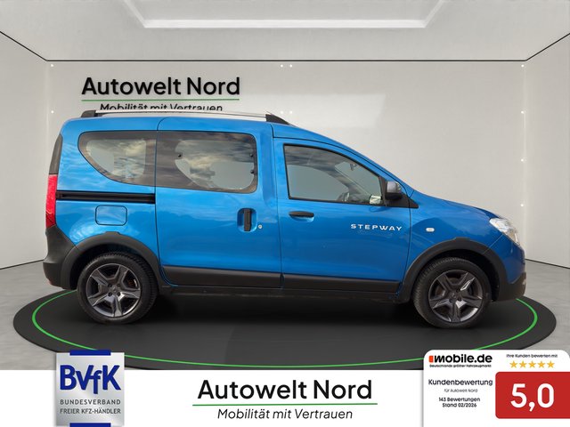 Dacia Dokker Stepway Celebration+SHZ~NAVIGATION~TEMPOM~R.KAMERA~2xSCHEIBETÜR~PDC~TÜV 05.2028 sehr sauber und gut gepflegtes Famielen Fahrzeug - bilder 4