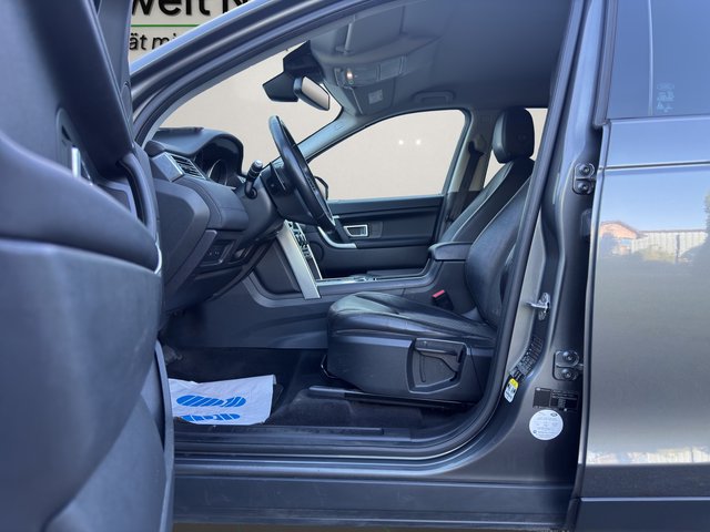 Land Rover Discovery Sport S~2,0D~AWD~AUTOMATIK~KLIMAAUT.~XENON~ALU~LEDER~PDC~R-CAM~SHZ~SPURASIST~AHK~ 2,0 Diesel / Scheckheft/Automatik/4x4/Klimaauto./AHK/Leder/R-Cam/SHZ - bilder 12