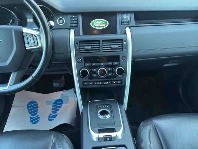 Land Rover Discovery Sport S~2,0D~AWD~AUTOMATIK~KLIMAAUT.~XENON~ALU~LEDER~PDC~R-CAM~SHZ~SPURASIST~AHK~ 2,0 Diesel / Scheckheft/Automatik/4x4/Klimaauto./AHK/Leder/R-Cam/SHZ - bilder 10