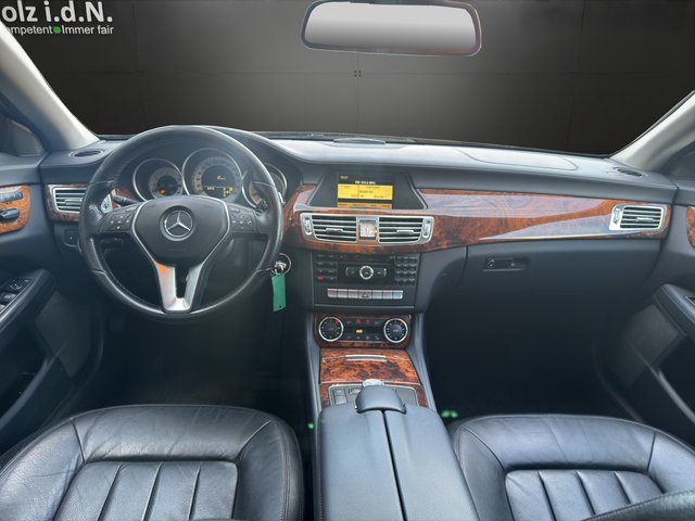 Mercedes-Benz CLS 350 CDI ~FECELIFT MODEL~AMG ALU mit NAGELNEUE 20" Felgen~XENON~LEDER~NAVI~PDC~ALU~AUTOMATIK~SHT 2.HAND~sehr sauberes gepflegtes Fahrzeug~ AMG neue S + REIFEN - bilder 9