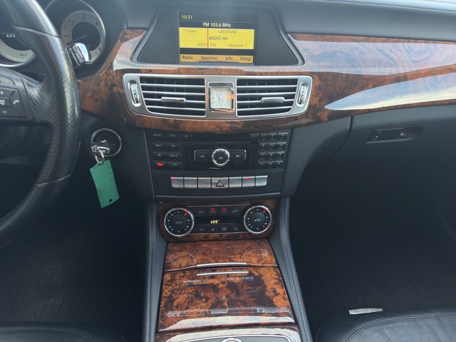 Mercedes-Benz CLS 350 CDI ~FECELIFT MODEL~AMG ALU mit NAGELNEUE 20" Felgen~XENON~LEDER~NAVI~PDC~ALU~AUTOMATIK~SHT 2.HAND~sehr sauberes gepflegtes Fahrzeug~ AMG neue S + REIFEN - bilder 10