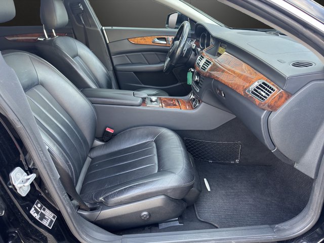 Mercedes-Benz CLS 350 CDI ~FECELIFT MODEL~AMG ALU mit NAGELNEUE 20" Felgen~XENON~LEDER~NAVI~PDC~ALU~AUTOMATIK~SHT 2.HAND~sehr sauberes gepflegtes Fahrzeug~ AMG neue S + REIFEN - bilder 12