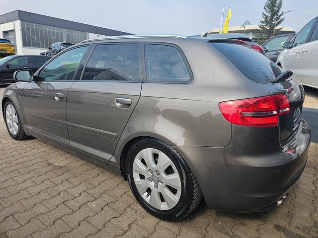 Audi A3 Sportback 1.4 TFSI Attraction*PDC*SHZ*TEMPOMA - bilder 5