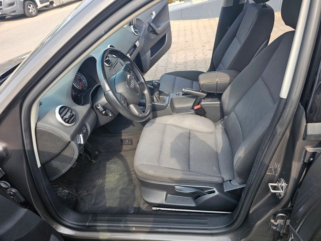 Audi A3 Sportback 1.4 TFSI Attraction*PDC*SHZ*TEMPOMA - bilder 10