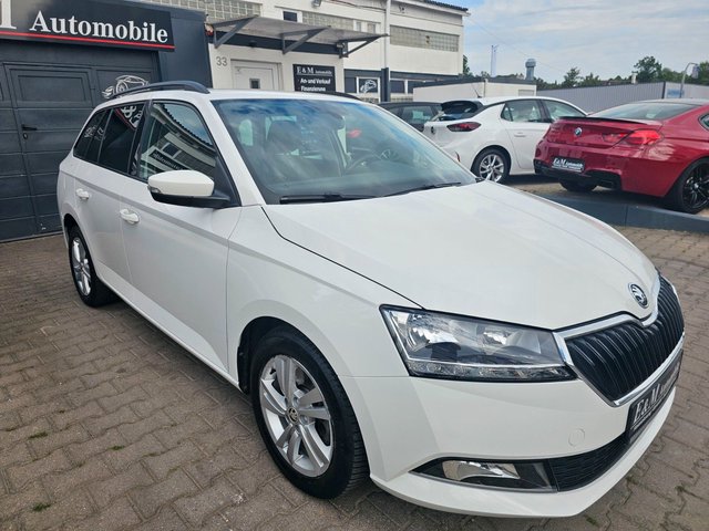 Skoda Fabia Combi Ambition Automatik*1.HAND*PDC*SHZ* - photo 2