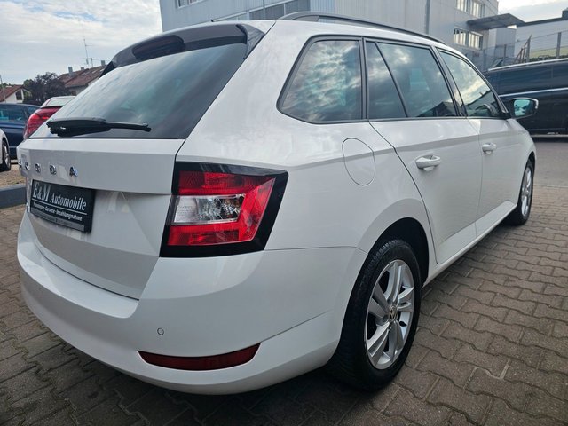 Skoda Fabia Combi Ambition Automatik*1.HAND*PDC*SHZ* - photo 7
