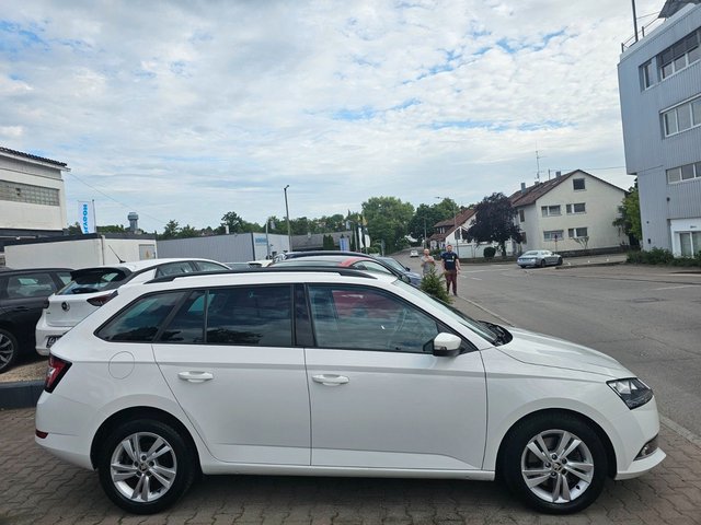 Skoda Fabia Combi Ambition Automatik*1.HAND*PDC*SHZ* - photo 8