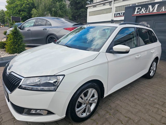Skoda Fabia Combi Ambition Automatik*1.HAND*PDC*SHZ* - photo 1