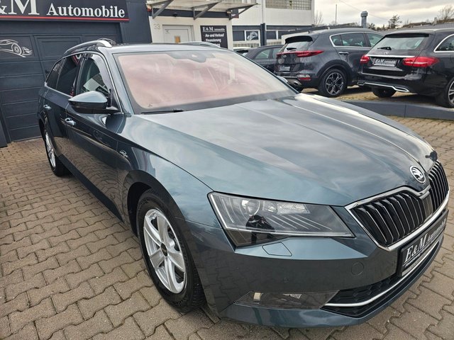 Skoda Superb Combi L&K*LEDER*XENON*PDC*SHZ*AHK*NAVI* - photo 2