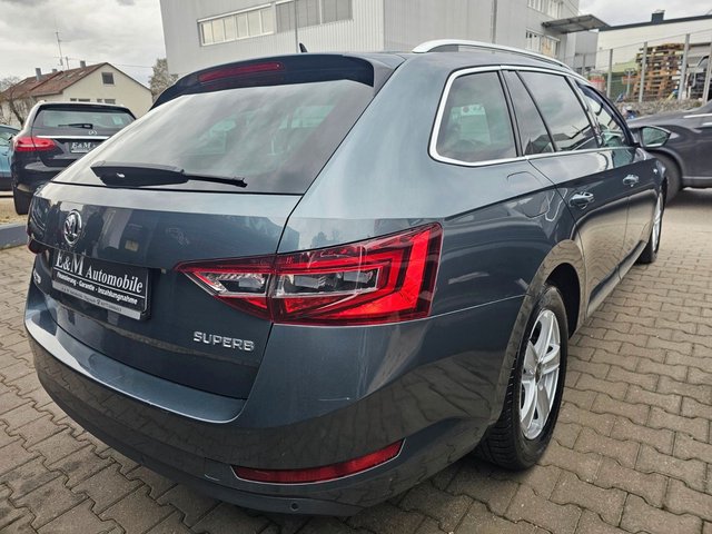 Skoda Superb Combi L&K*LEDER*XENON*PDC*SHZ*AHK*NAVI* - photo 6