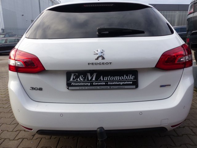 Peugeot 308 SW Allure*PANO*SHZ*PDC*XENON*AHK*NAVI* - photo 5