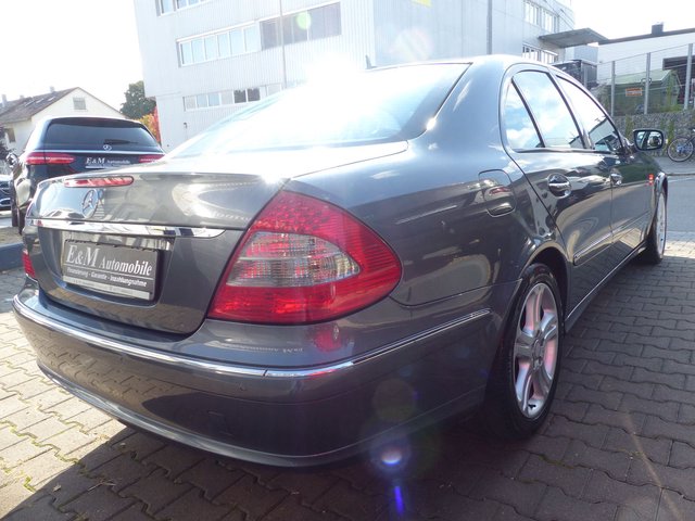 Mercedes-Benz E 200 Kompressor Avantgarde*NAVI*XENON*PDC*LEDER - foto 7