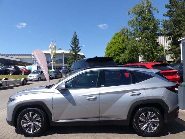 Hyundai TUCSON Select 2WD*NUR 86.730KM*NAVI*KAMERA*SHZ* - photo 8