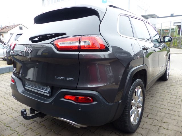 Jeep Cherokee Limited 4WD*NAVI*KAMERA*SHZ*AHK*XENON* - photo 7
