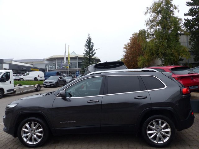 Jeep Cherokee Limited 4WD*NAVI*KAMERA*SHZ*AHK*XENON* - photo 8