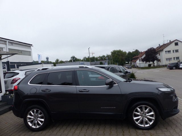 Jeep Cherokee Limited 4WD*NAVI*KAMERA*SHZ*AHK*XENON* - photo 9