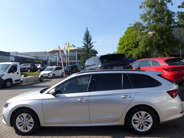 Skoda Octavia Combi*NEUES MODELL*NAVI*ACC*PDC*SHZ* - bilder 8