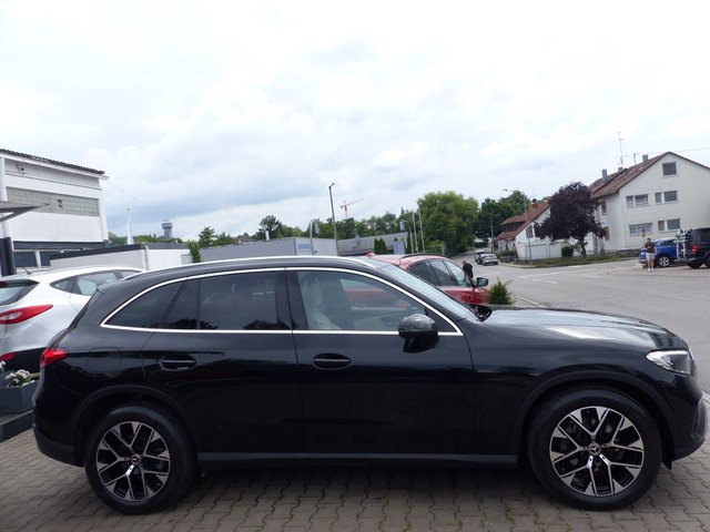 Mercedes-Benz GLC 200 4Matic Edition Avantgarde*NUR 9.782KM* - bilder 9