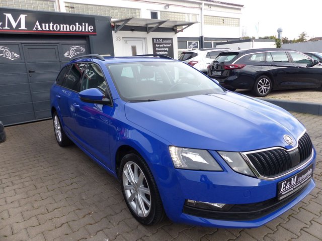 Skoda Octavia Kombi Tour *NAVI*PDC*SHZ*APPS*6.GANG** - photo 2