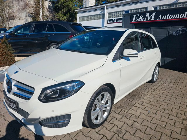 Mercedes-Benz B 200 Automatik*URBAN*2.HAND*NAVI*LED*SHZ*ALU* - photo 1