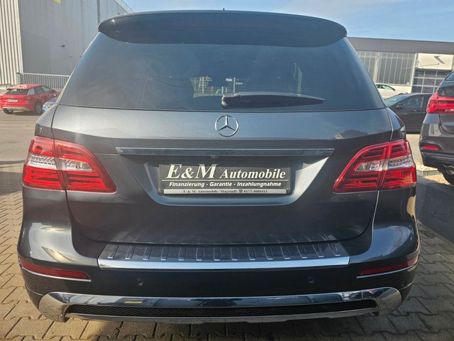 Mercedes-Benz ML 350 CDI BlueTec*AMG PAKET*PANO*AHK*XENON*SHZ - photo 4