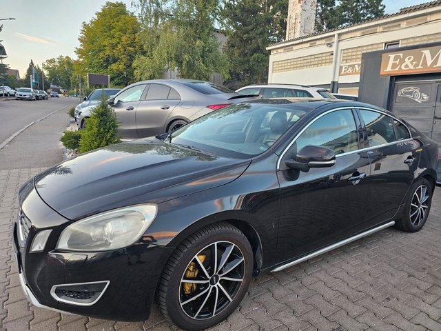 Volvo S60 Lim. Summum*NAVI*LEDER*KAMERA*ACC*PDC*SHZ*XE - bilder 1