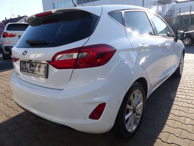 Ford Fiesta Titanium*PANORAMADACH*LED*PDC*SHZ*ALU* - bilder 7