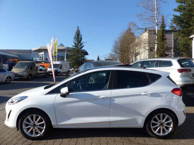 Ford Fiesta Titanium*PANORAMADACH*LED*PDC*SHZ*ALU* - bilder 8