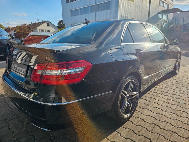Mercedes-Benz E 250 Limousine*AVANTGARDE*NAVI*XENON*PDC*SHZ* - bilder 7
