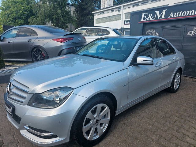 Mercedes-Benz C 220 CDI Avantgarde*NAVI*AHK*FACELIFT*LEDER* - foto 1
